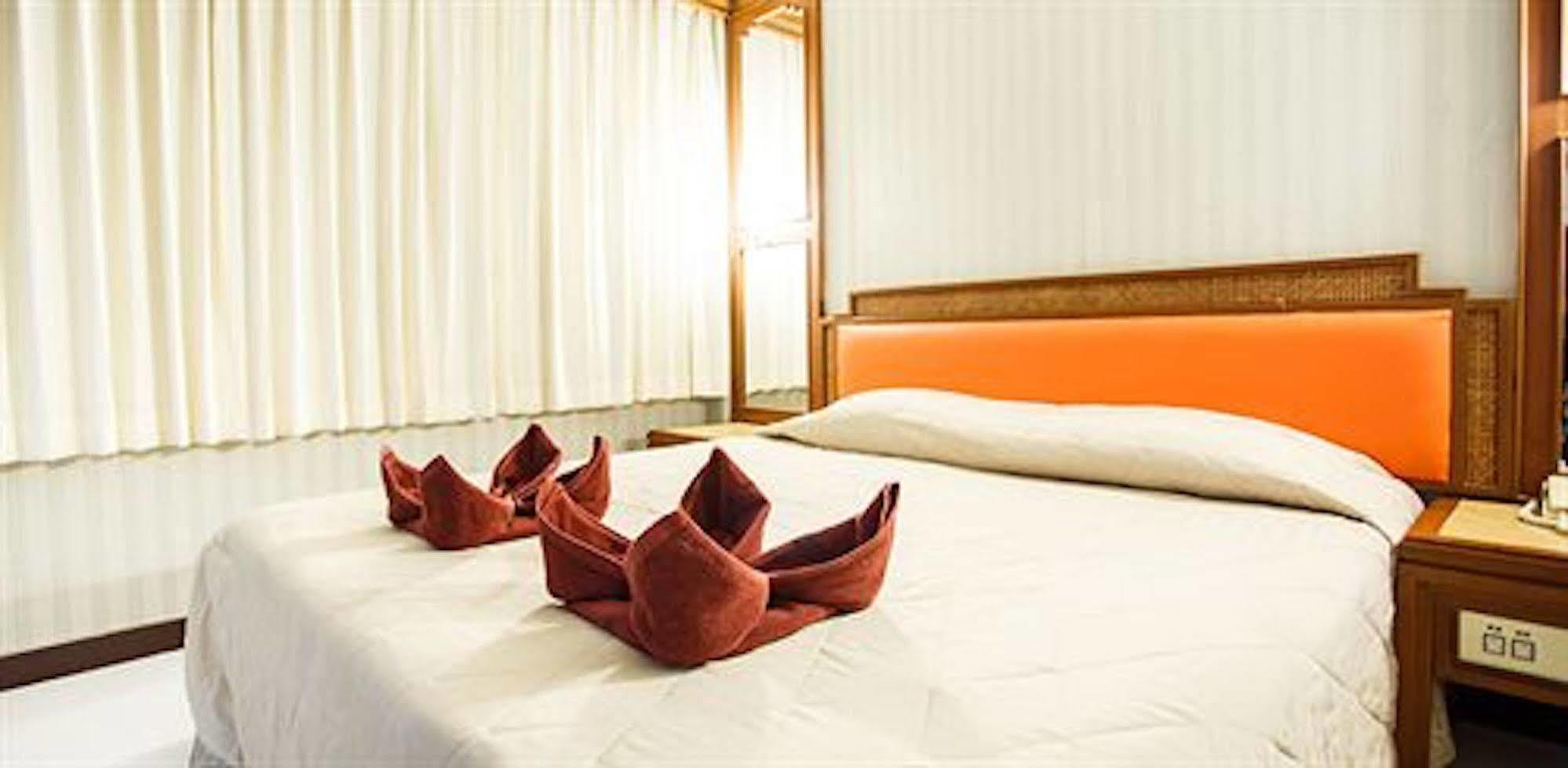 Vieng Thong Hotel 甲米 外观 照片
